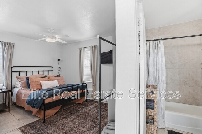 Building Photo - 2606 Juan St