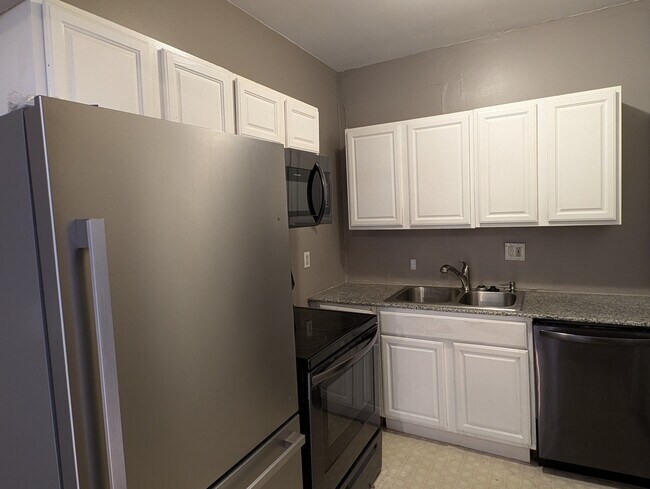 Building Photo - 1856 N 4th St