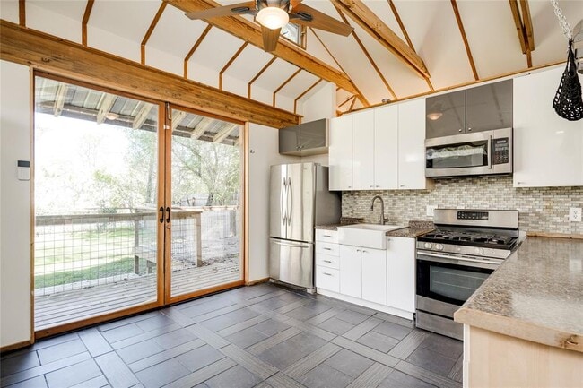 Building Photo - 2713 Sweeney Ln