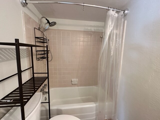 Building Photo - 1304 Mariposa Dr