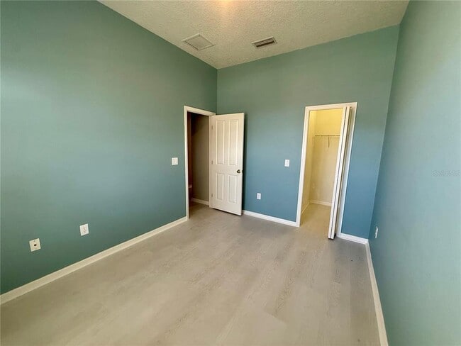 Building Photo - 31819 Blythewood Way