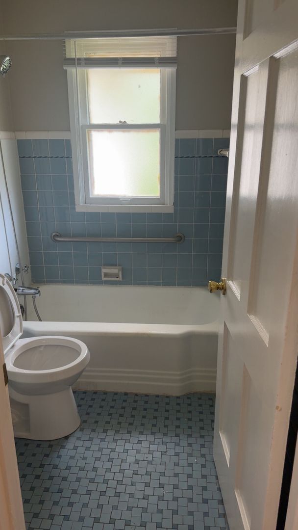 Building Photo - Delightful 2-bedroom, 1-bathroom single-fa...