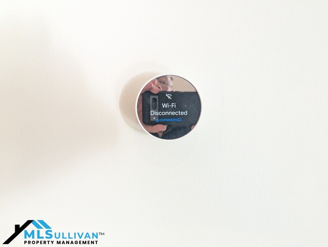 Building Photo - 833 Poplar St