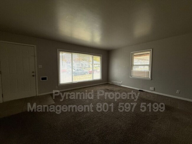 Building Photo - 1141 Rushton St