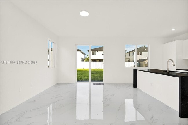 Building Photo - 22535 SW 125th Ave