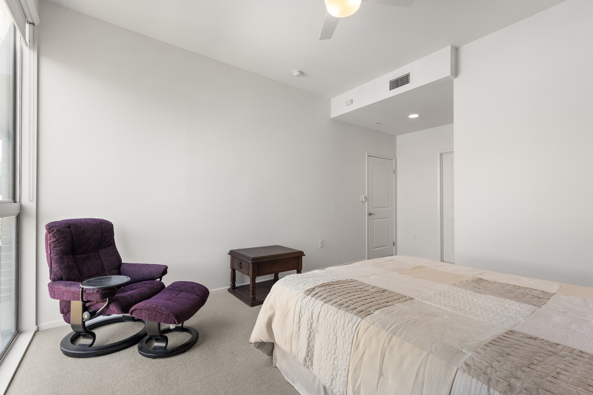 Building Photo - 267 S San Pedro St