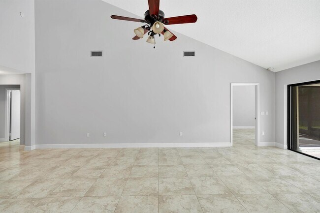 Building Photo - 143 Cape Pointe Cir