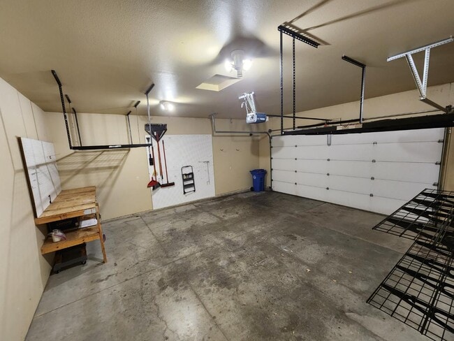 Building Photo - 737 Copperfield Dr