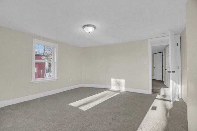 Building Photo - 52-54-54 Mt Globe St