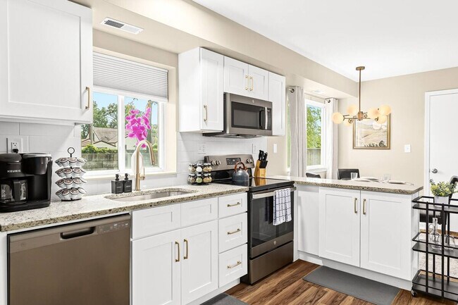 Building Photo - 27990 Gratiot Ave