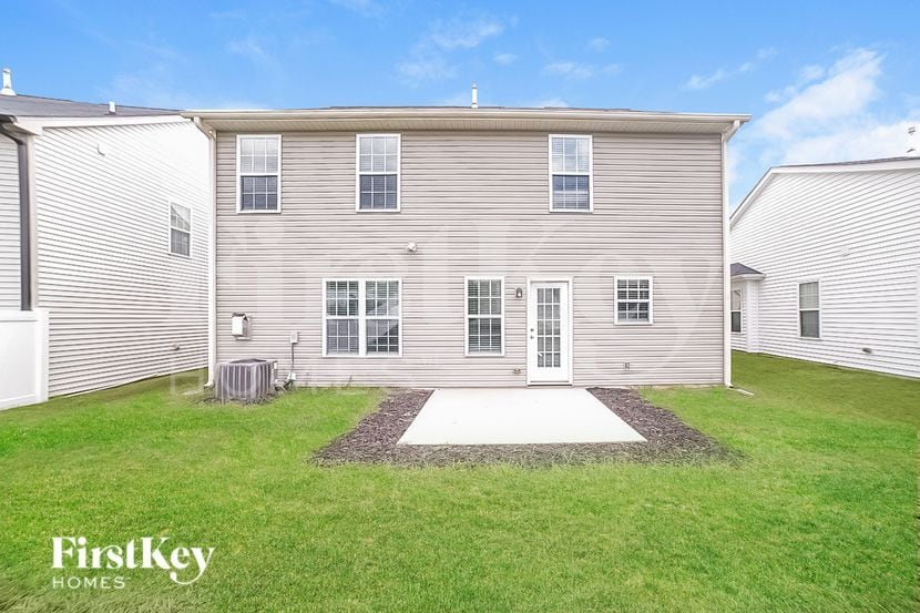 Building Photo - 5720 Misty Hill Cir