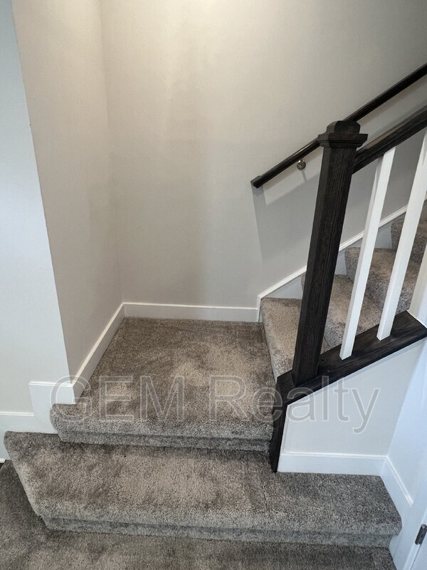 Building Photo - 1101 Rampart Dr
