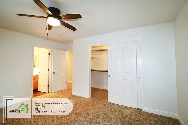 Building Photo - 4561 Moyvane Dr