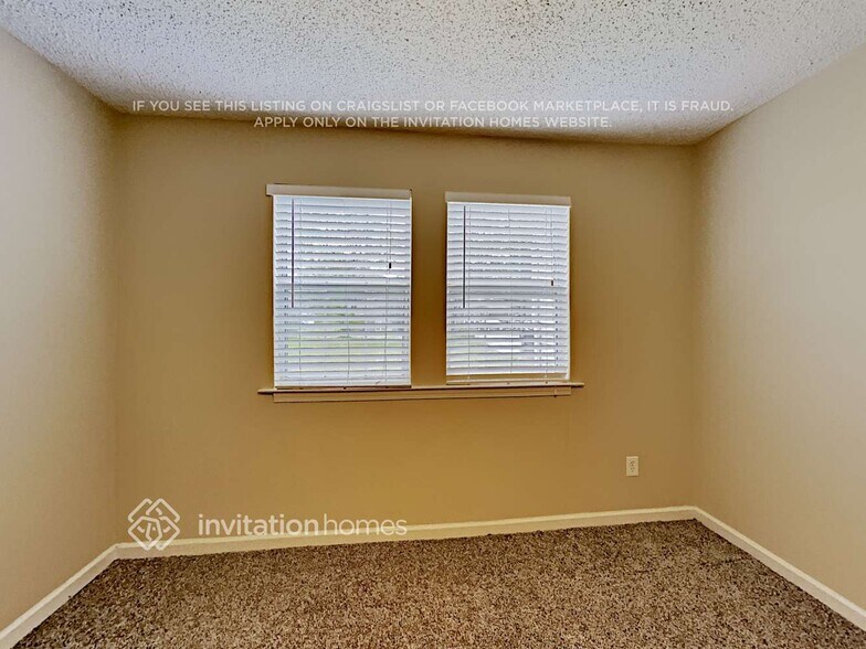 Building Photo - 22 Ember Way