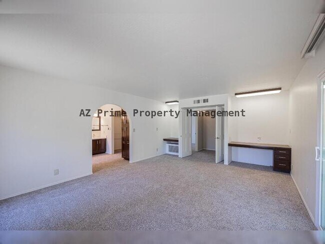 Building Photo - 15207 N 4th St
