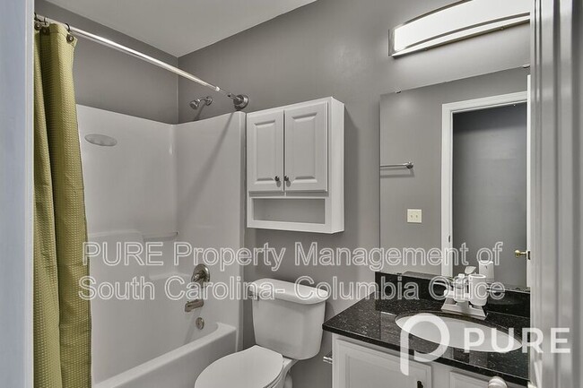 Building Photo - 134 Vermillion Dr