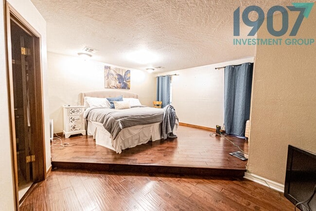 Building Photo - 4405 Manchester Ct