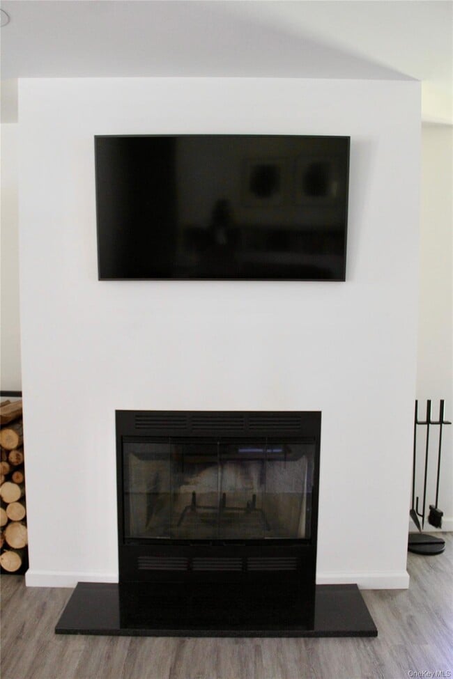 Building Photo - 3 Spruce Hl