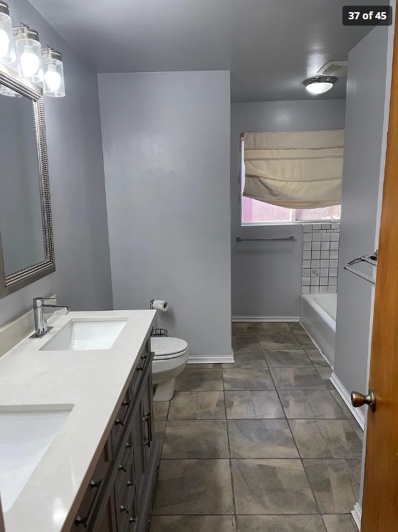 Building Photo - 1085 Riviera Dr