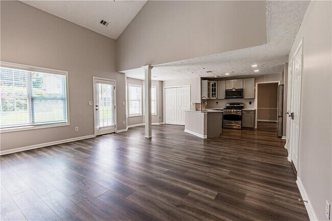 Building Photo - 3192 Dunlin Way