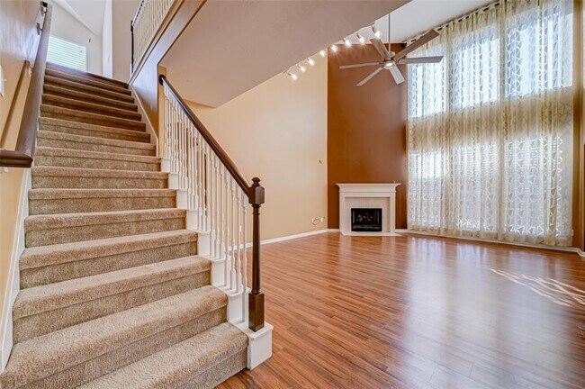 Building Photo - 1606 Maryvale Dr