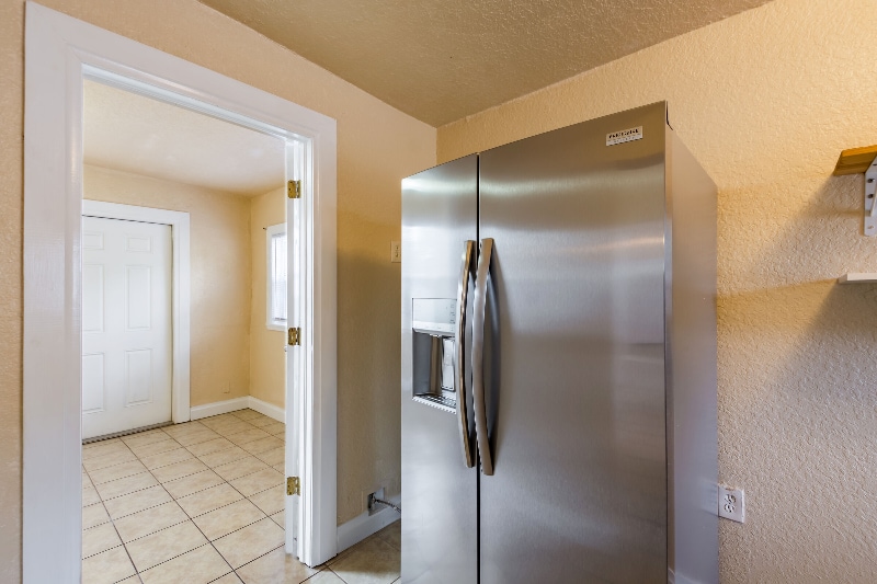 Building Photo - 1610 E 19th Ave