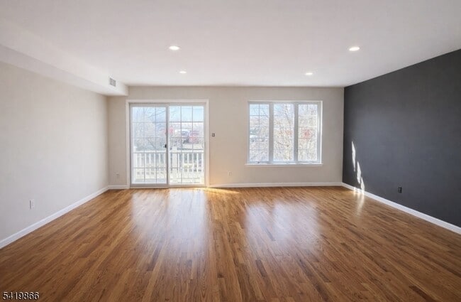 Building Photo - 231 N 12th St