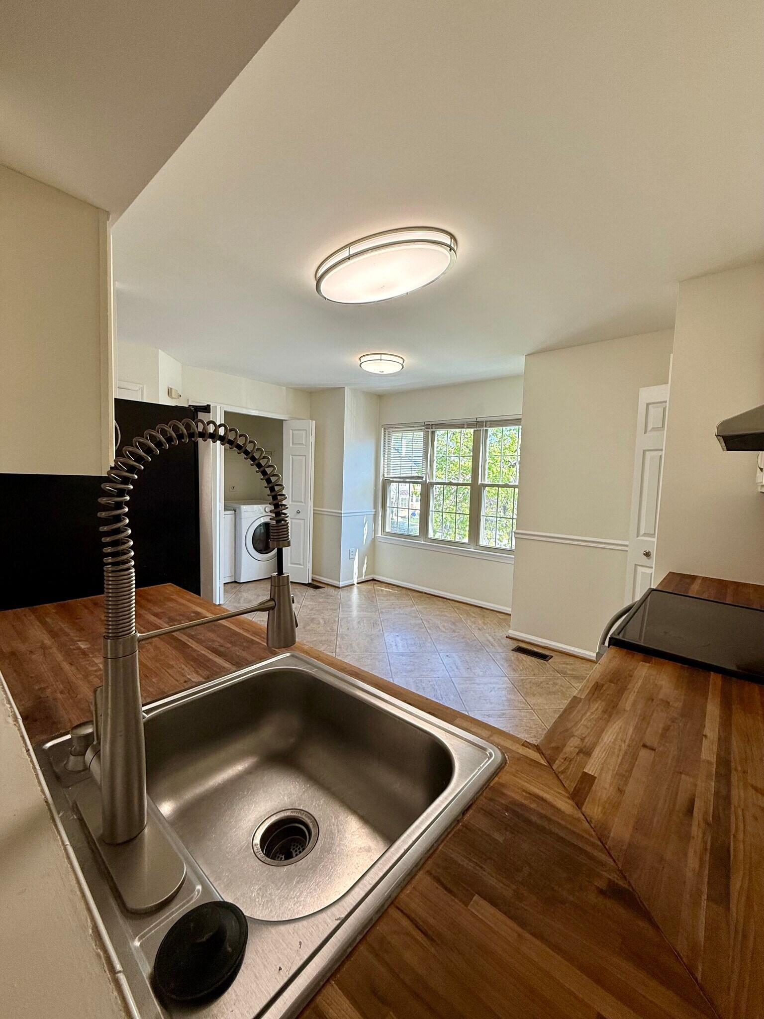 Building Photo - 9632 Hadleigh Ct