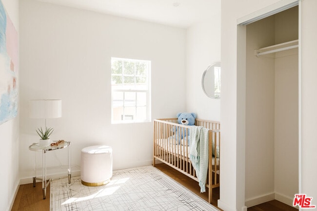 Building Photo - 4879 Hartwick St