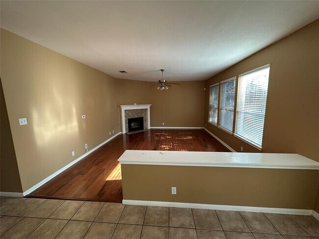 Building Photo - 9212 Sommerland Wy