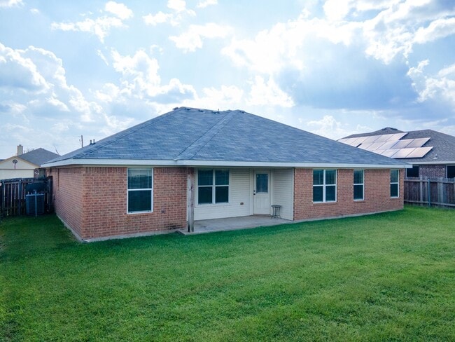 Building Photo - 411 Atlas Ave