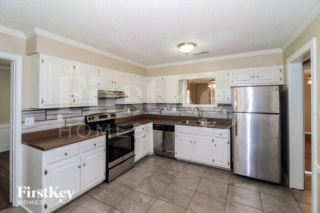 Building Photo - 970 Hawkview Dr