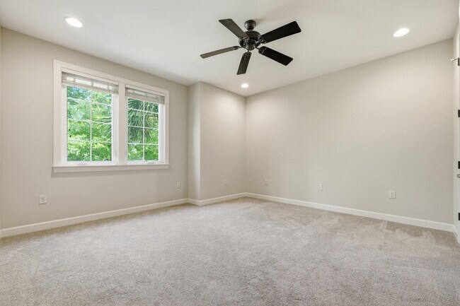 Building Photo - 4256 Skipjack Cove