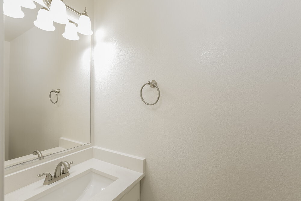 Building Photo - 2217 E 35th Ave