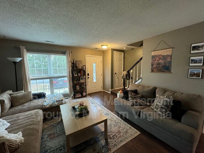 Building Photo - 6502 Morning Glen Ct