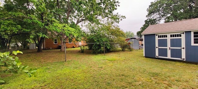 Building Photo - Renovated Brick home  near Forest Hill