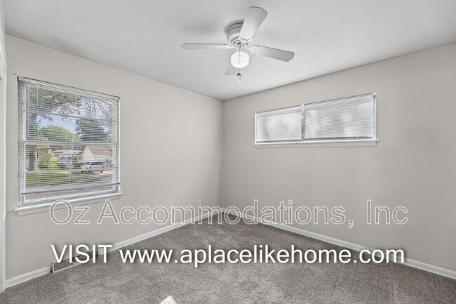 Building Photo - 11414 Norton Ave