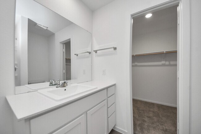 Building Photo - 7730 Lavender Jade Dr