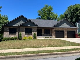 Building Photo - 3006 Vicksburg Rd