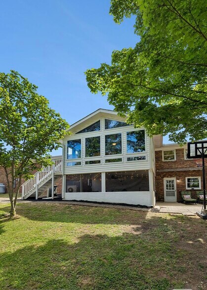 Building Photo - 1216 King Arthur Rd