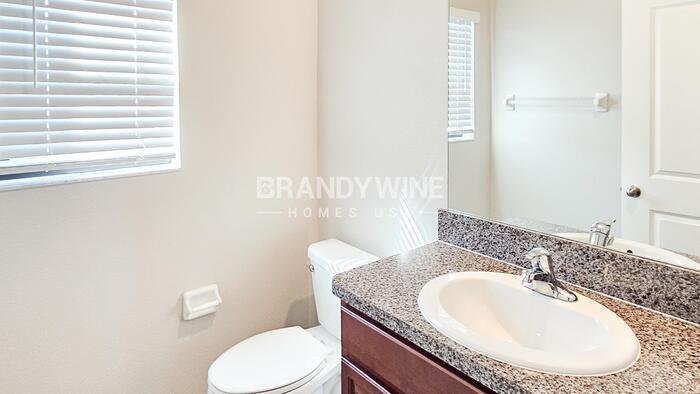 Building Photo - 5572 Mercado Dr