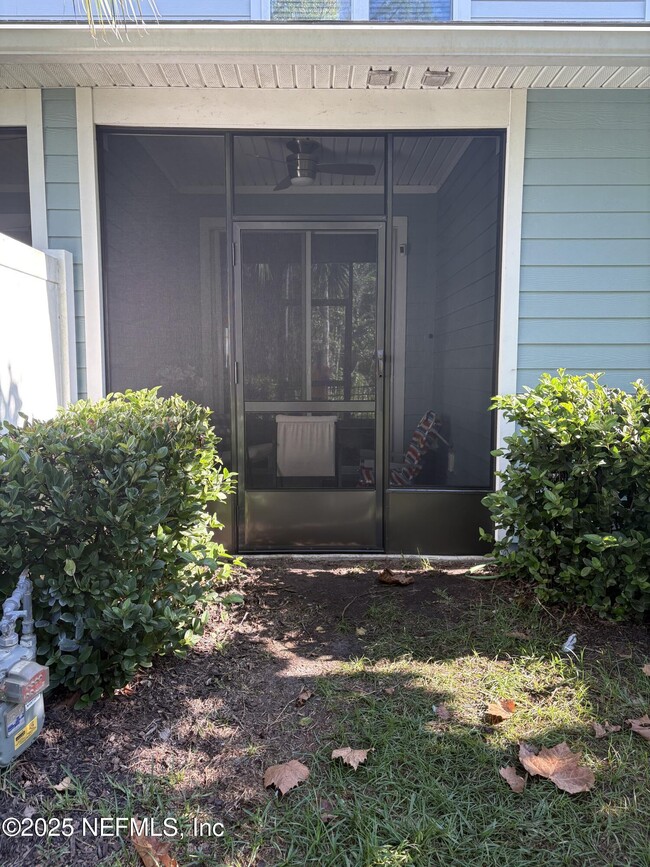 Building Photo - 363 Tamar Ct