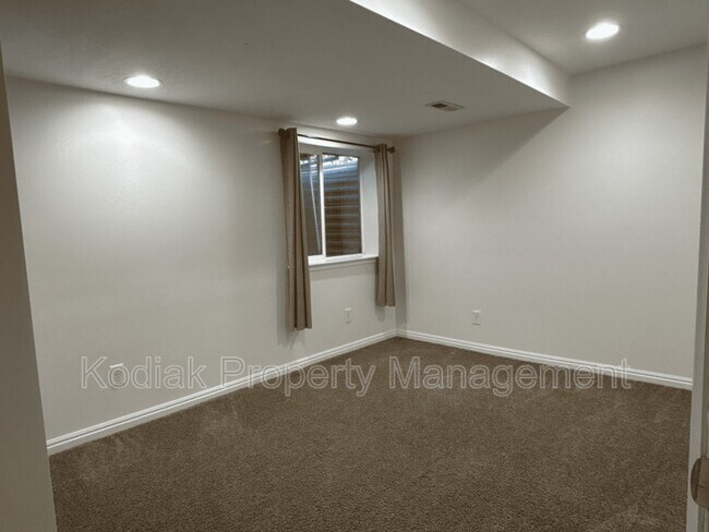 Building Photo - 3138 Aubrey Dee Cir