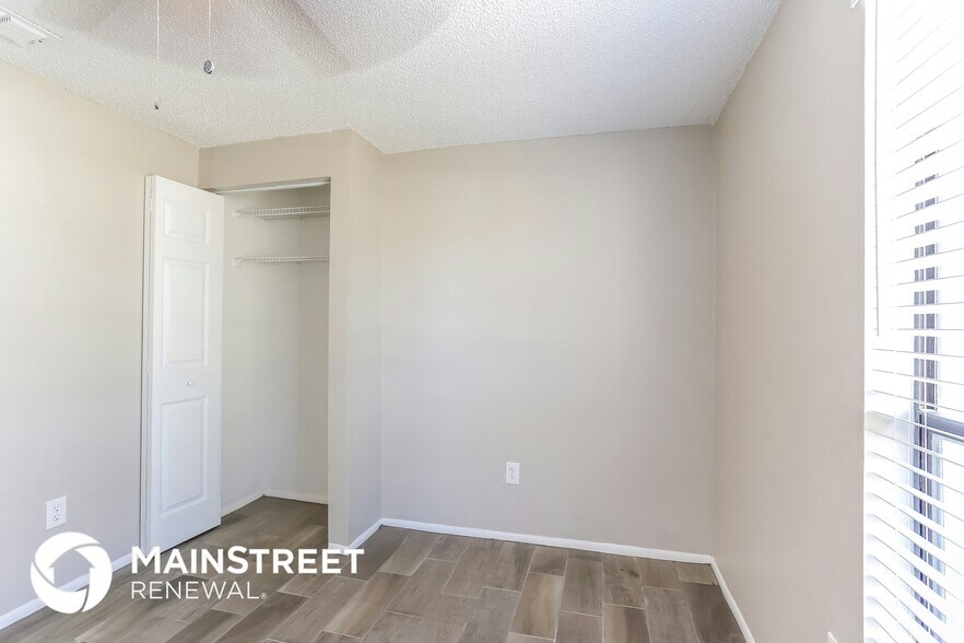 Building Photo - 1209 Hawley Ct