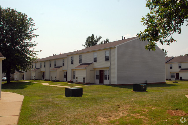 Building Photo - Gateway Townhomes