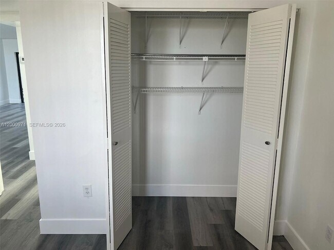 Building Photo - 10317 NW 9th St Cir