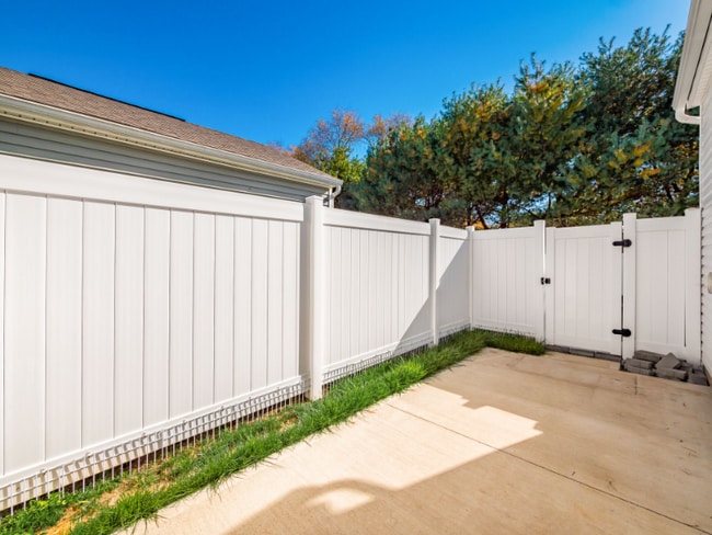 Building Photo - 101 Glenridge Dr