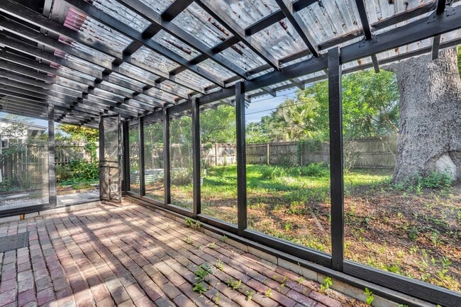 Building Photo - 3 bed Home in Audubon Park