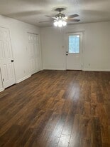 Building Photo - 830 Blue Goose Rd