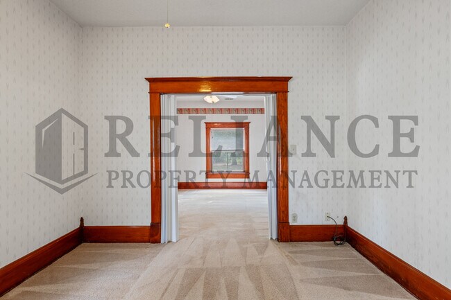 Building Photo - 109 N Emporia St